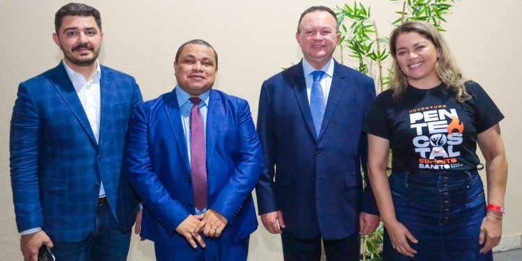 São Luís/MA – Brandão prestigia abertura do 12º Congresso de Mocidade da Assembleia de Deus