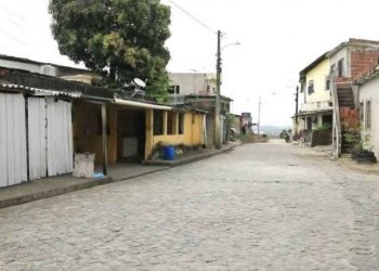 Recife – Filho espanca própria mãe com murros e pontapés por causa de bebida na Zona Sul do Recife