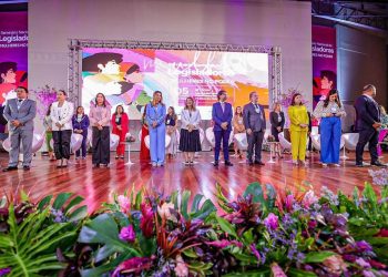 Alema Legisladoras – Mulheres de todo o país debatem fortalecimento da presença feminina nos espaços de poder