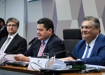 Flávio Dino, como esperado, tem seu nome aprovado para o STF