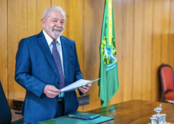 Lula orienta ministros a evitar atritos nas eleições de 2024