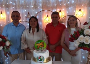 Entrega de estradas vicinais, sistema de abastecimento de água, títulos de cidadãos e show de Davi Sacer marcaram as comemorações pelos 75 anos da cidade de Matinha/MA.