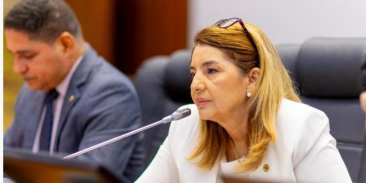 Iracema Vale enaltece atuação do governador Brandão na segurança pública do estado
