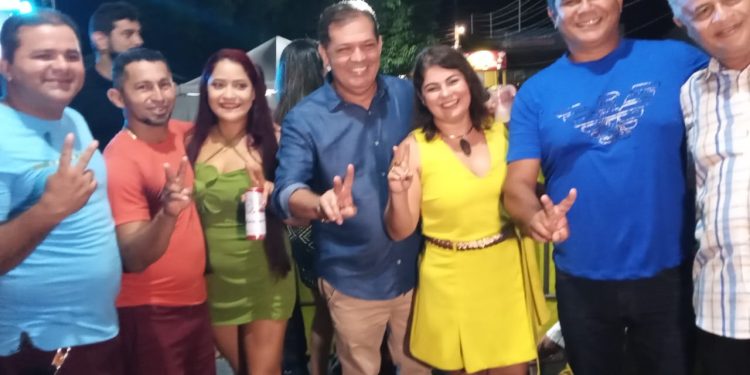 Prefeito Bezaliel realiza festa apoteótica em comemoração aos 62 anos de emancipação política de Mata Roma com inauguração de obras e mega show do cantor Victor Fernandes e Limão com Mel