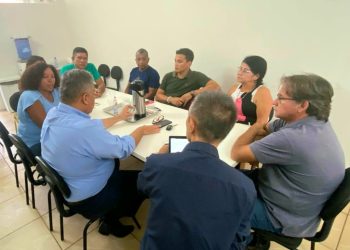 Vereadora Fátima Araújo participa de encontro