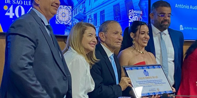 Audreia Noleto, esposa de Marcus Brandão, é homenageada na Câmara Municipal de São Luís com título de cidadã ludovicense