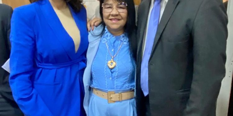 Fátima Araújo participa de entrega de equipamentos do “Programa Cuidar de Todos – Atenção Primária”, em São Luís.