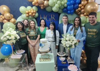 Vereadora Fátima Araújo foi uma das autoridades presentes na Celebração do Aniversário de 50 anos do ambulatório e 4 anos do Hospital Dr. Genésio Rêgo em São Luís.