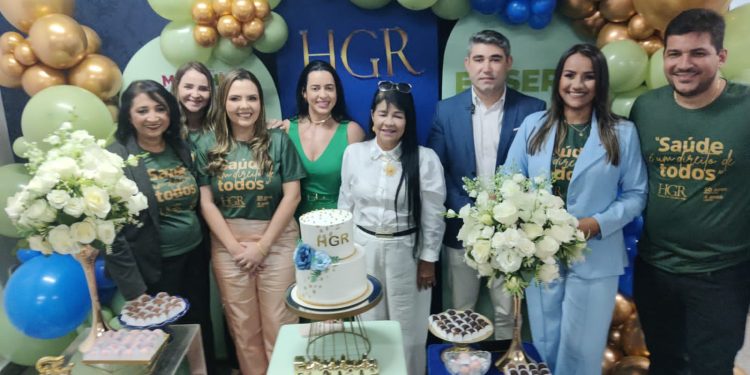 Vereadora Fátima Araújo foi uma das autoridades presentes na Celebração do Aniversário de 50 anos do ambulatório e 4 anos do Hospital Dr. Genésio Rêgo em São Luís.