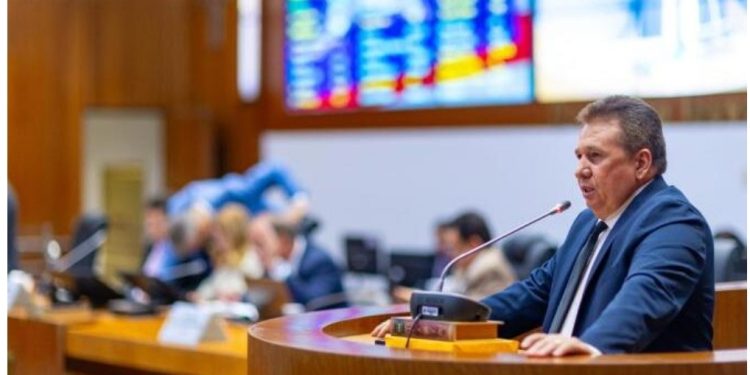 Deputado Ariston destaca inauguração de centro de atendimento ao trabalhador na região do Munim