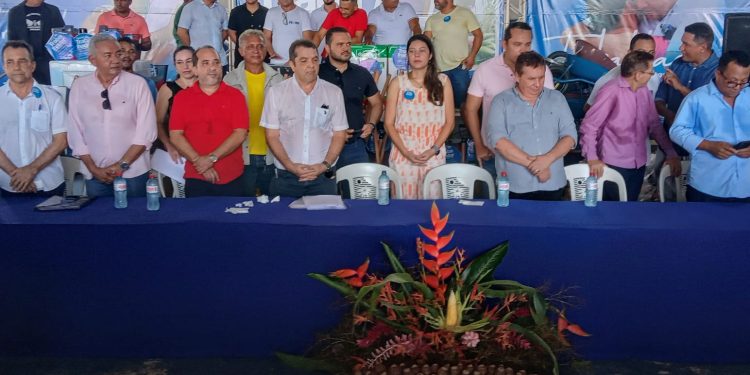 Cumprindo a tradição de todos os anos de sua gestão, Dr. Hilton Gonçalo realiza mais uma mega festa para os trabalhadores e trabalhadoras em Santa Rita