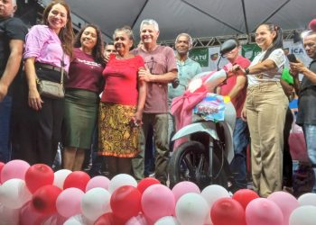 Em Icatu, prefeito Wallace Azevedo realiza a maior festa das mães que o município já teve