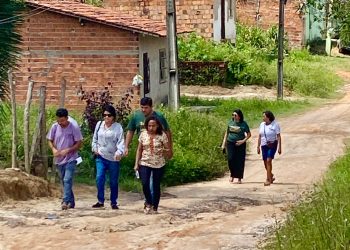 Ação social organizada por Fátima Araújo leva atendimento médico a população do bairro Lago Azul 