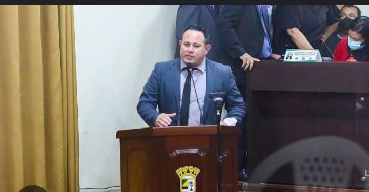 Em Pinheiro, o presidente da Câmara de Vereadores, Lucas do Beiradão, desempenha um grande trabalho em desefesa do Legislativo