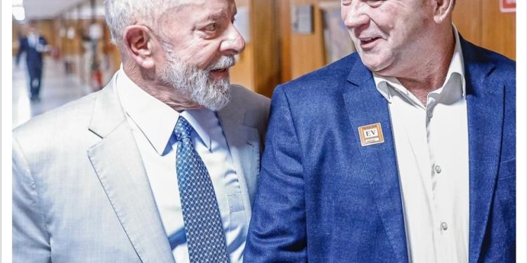 IMAGEM DO DIA: Brandão e Lula em parceria