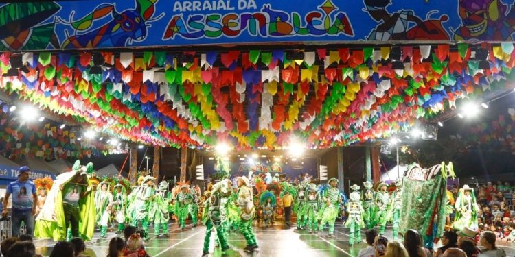 Sucesso – Arraial da Assembleia reúne milhares, fomenta a cultura e gera renda