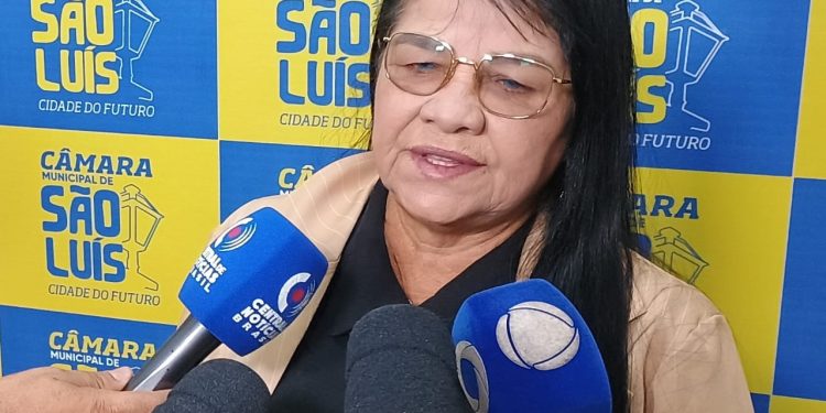 Vereadora Fátima Araújo foi relatora do processo que culminou com a cassação do vereador Domingos Paz por suspeita de abuso sexual