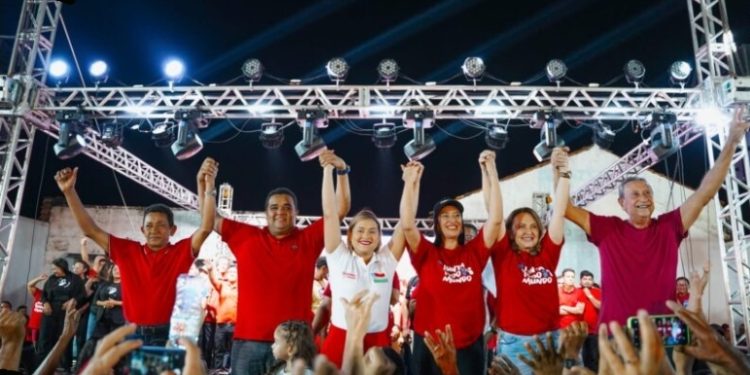 Aryanna Amovelar confirma sua candidatura a prefeita em Convenção que refletiu a força do grupo Amovelar