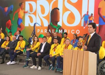 Lula e Fufuca recebem medalhistas paralímpicos do Brasil