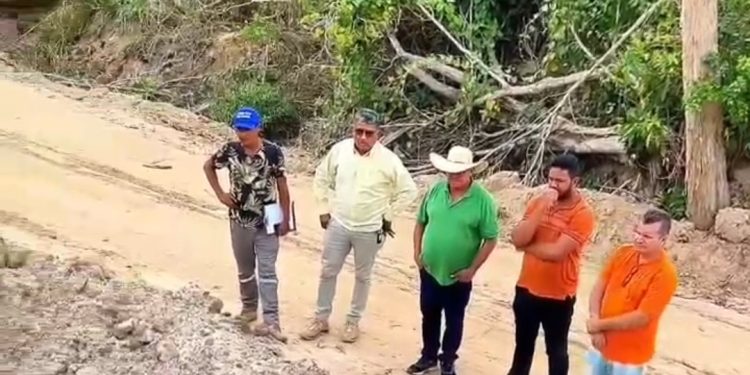 MATÕES DO NORTE NO RUMO CERTO: prefeito Solimar vistoria obras pelo município