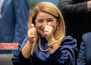 Após surpreendente vitória, Iracema Vale continua presidente da Assembleia Legislativa do Maranhão até 2026
