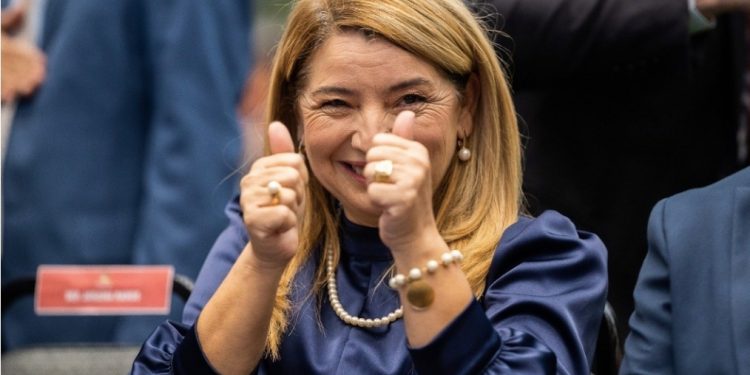 Após surpreendente vitória, Iracema Vale continua presidente da Assembleia Legislativa do Maranhão até 2026