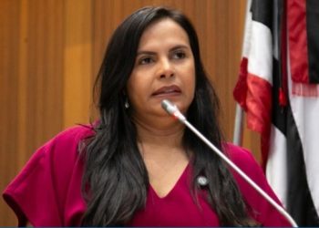 Ana do Gás denuncia violência de gênero em ADIN do Solidariedade contra reeleição de Iracema Vale