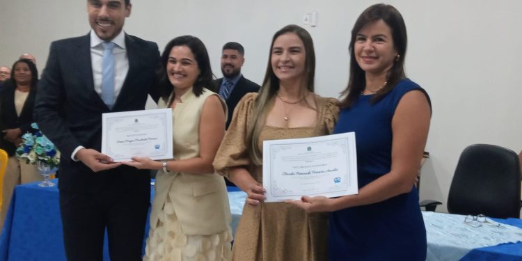 Jonas Magno e Cláudia Anceles são diplomados prefeito e vice-prefeita em solenidade realizada nesta sexta-feira,6, em Rosário