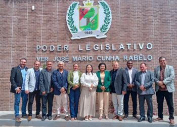 Linielda do Eldo entrega obras em Matinha com a presença de deputados federais e estaduais