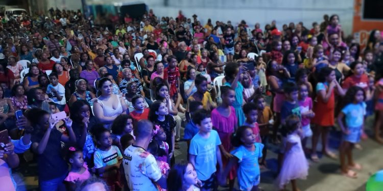 Natal Solidário da vereadora Fátima Araújo em parceria com o governo do Estado e do secretário Orleans Brandão