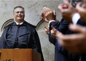 Decisões de Dino no STF podem estar lhe colocando na eleição de 2026