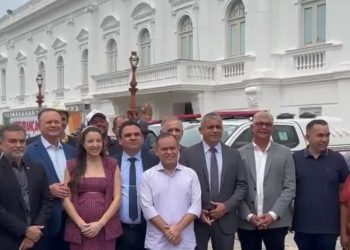 Prefeito Zé Martins celebra aquisição de nova viatura de polícia para Bequimão