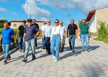 Prefeita Thamara recebe o deputado Hildo Rocha e vistoria obras em Brejo do Maranhão