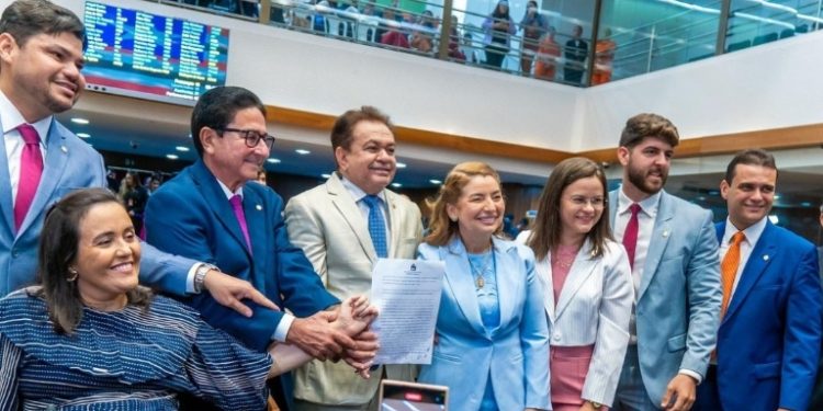 Assembleia Legislativa empossa nova Mesa Diretora para o biênio 2025/2027