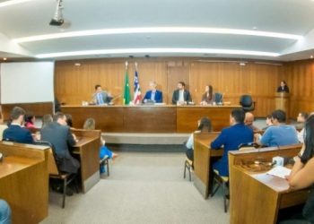 Comissão de Orçamento realiza audiência para sabatina de advogado indicado à vaga de conselheiro do TCE/MA