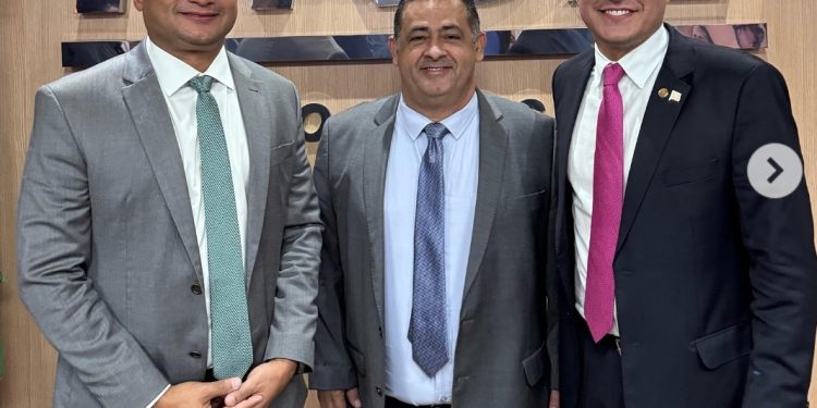Prefeito Besaliel Albuquerque cumpre agenda de compromissos em Brasília ao lado de Weverton e Felipe Camarão