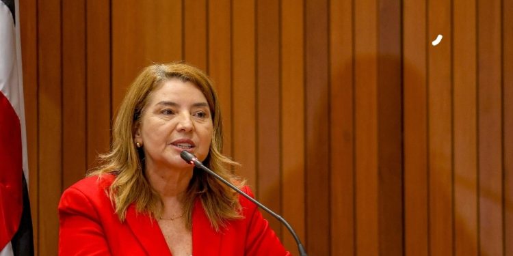 Procuradoria da Mulher da Assembleia celebra Dia da Mulher com amplo debate nesta quarta-feira (12)