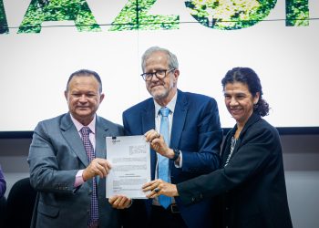 Em Brasília, Brandão assina contrato de R$ 45 milhões para reforçar combate a incêndios no Maranhão