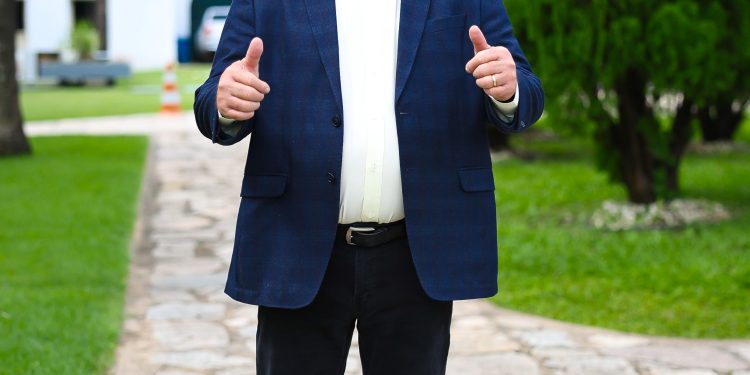 Pesquisa Quaest aponta 62% de aprovação à gestão do governador Carlos Brandão