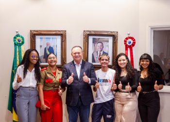 Brandão lança programa com bolsas de mil reais para estudantes de escolas públicas aprovados com as melhores notas em vestibulares
