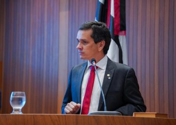 Ricardo Arruda destaca liderança de Carlos Brandão e defende cautela no debate sobre sucessão