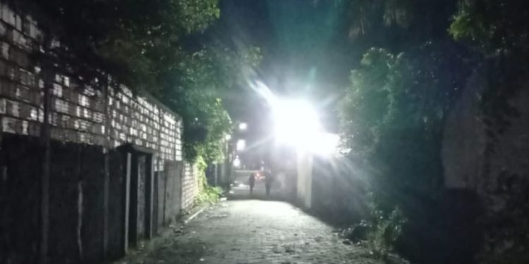 Programa Ilumina Primeira Cruz leva luz de led para sede e zona rural do município