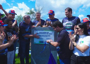 Orleans Brandão prestigia aniversário de São João dos Patos com entregas à população