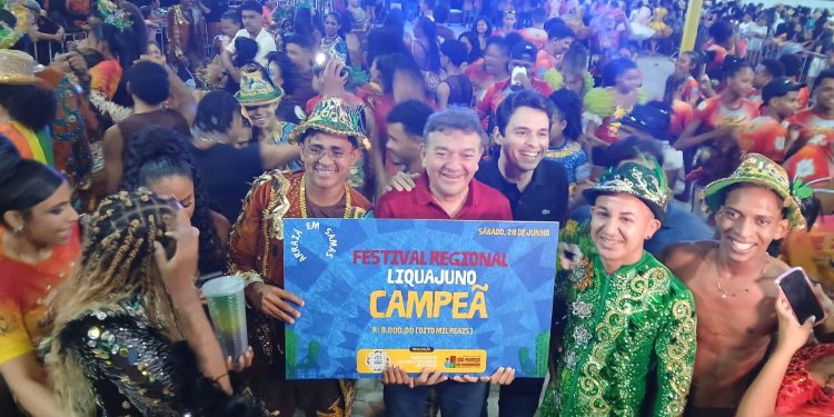 Abertura do Arraiá de São Mateus 2025 encanta o público e valoriza a cultura nordestina