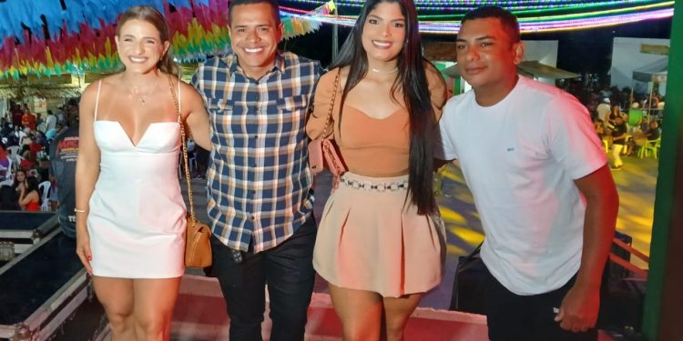 Capinzal do Norte abre oficialmente a FEJUC 2025 com grande público, autoridades e atrações culturais