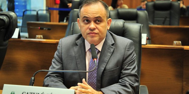Catulé Júnior detona oposição: “Estão incomodados porque perderam os privilégios”