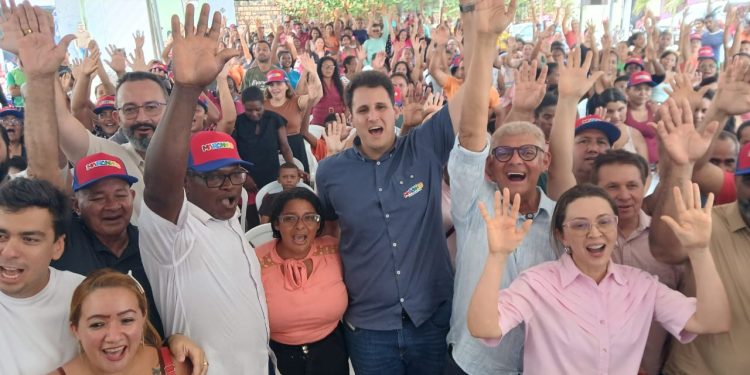 Bequimão recebe cartões do programa Maranhão Livre da Fome e prefeito Zé Martins celebra novos investimentos do Governo do Estado