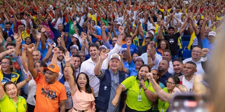 Orleans reconhece importância dos agentes de saúde