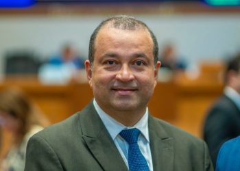 Em entrevista, deputado Adelmo Soares reforça apoio a Orleans Brandão e destaca preparo de Iracema Vale