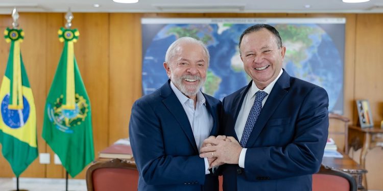 Dirigentes do PT confirmam que falas atribuídas ao presidente nacional do partido são falsas